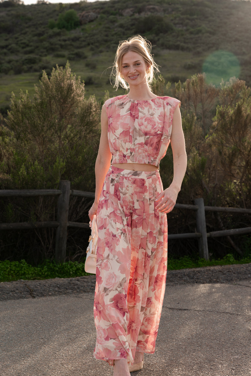 Marlo Sleeveless Floral Print Pleated Top Pink