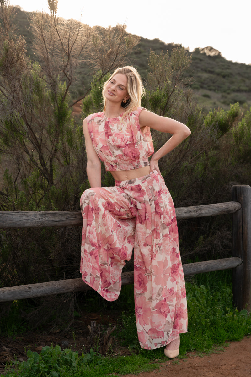 Marlo Sleeveless Floral Print Pleated Top Pink