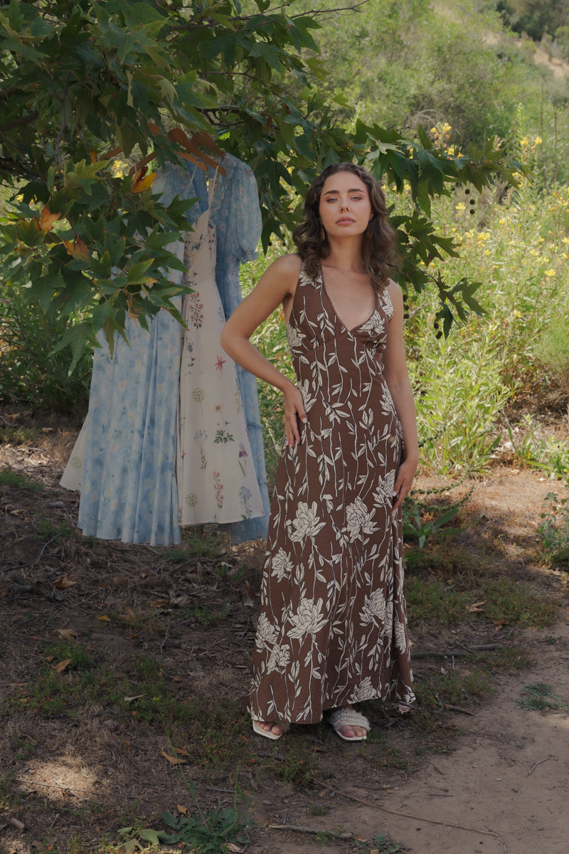 Nalani Sleeveless Open Back Floral Print Midi Dress Brown