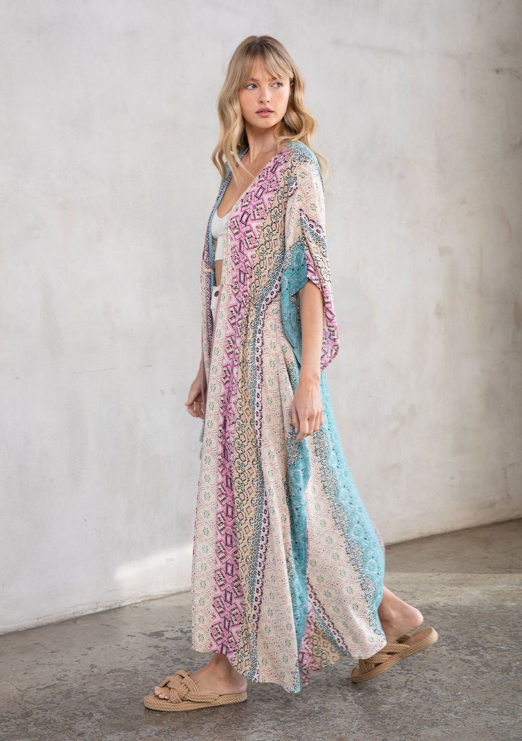 Take me to Coachella Paisley Maxi Kimono