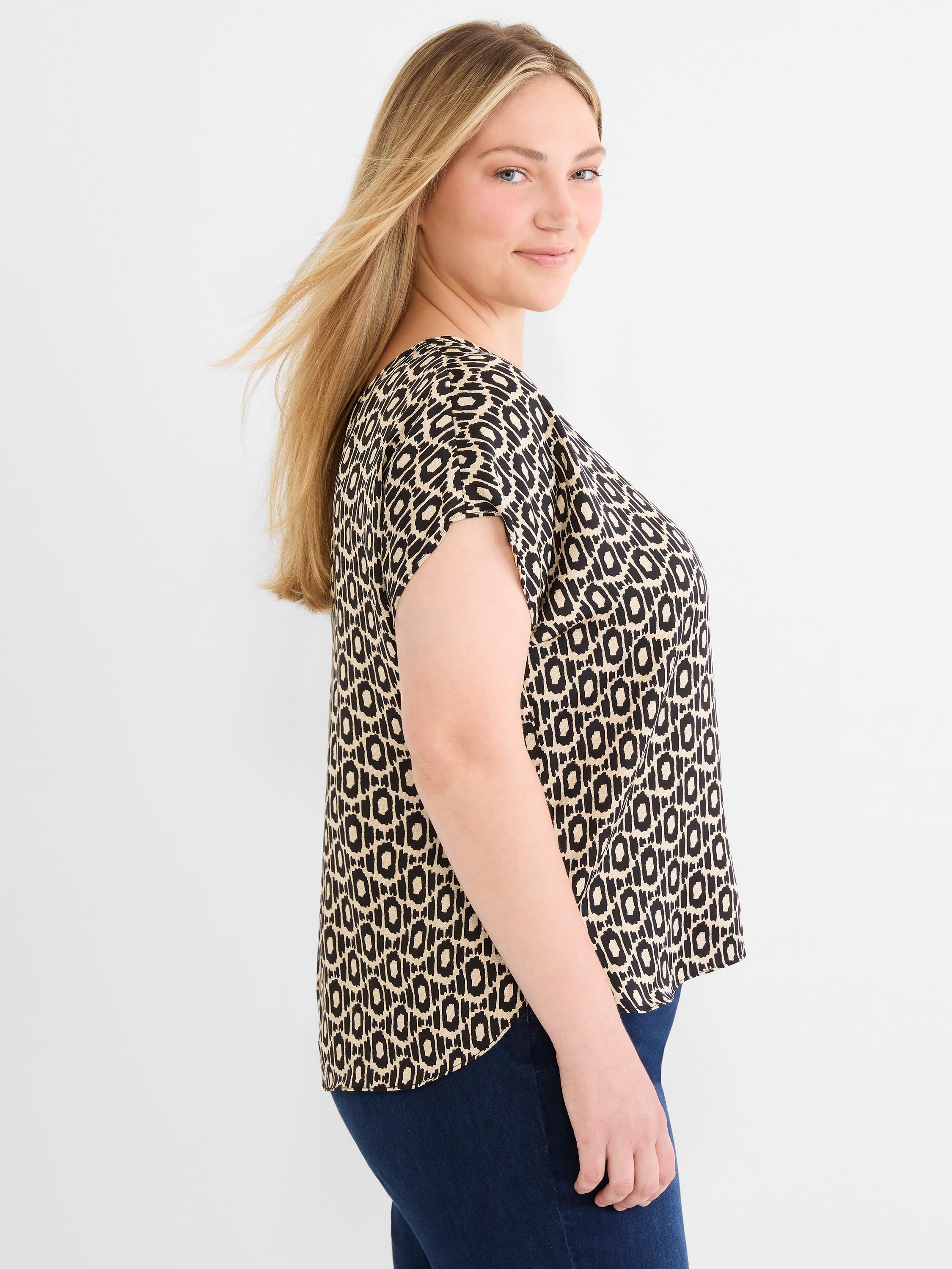 Lacy Diamonds Day Gloss Woven Tee