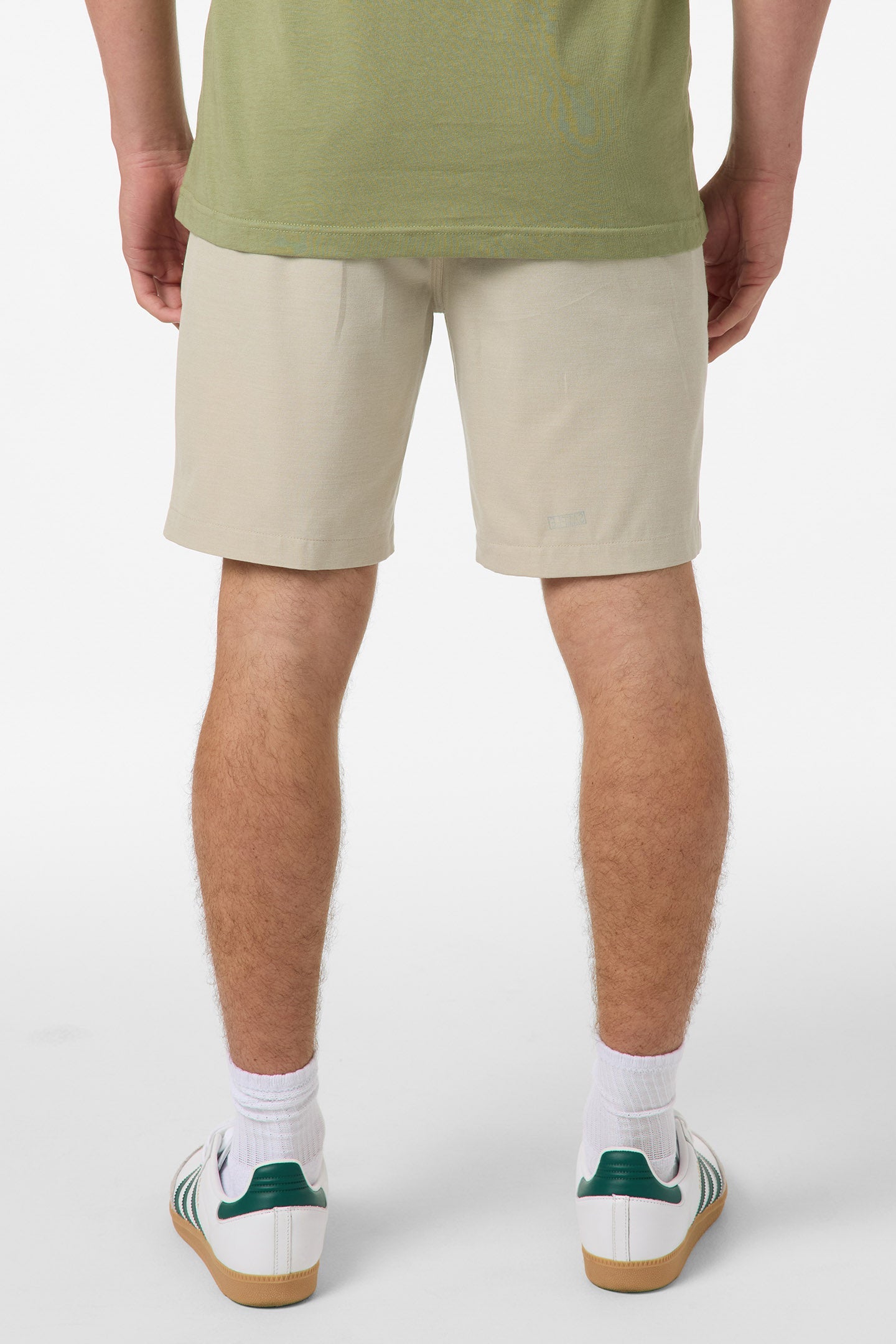 Reserve Light Check Elastic Waist 18" Hybrid Shorts